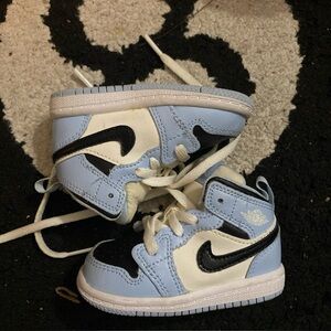 Kids Jordan 1 Ice Blue and Black size 4c